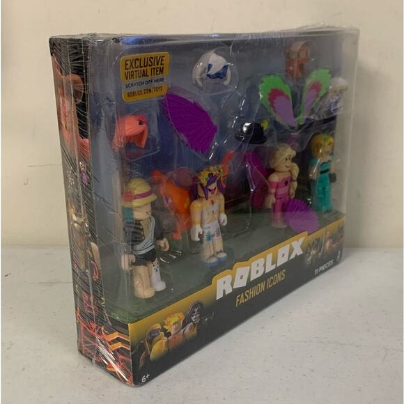 Roblox Celebrity Collection - Fashion Icons Four Figure Pack - Picture 4 of 5